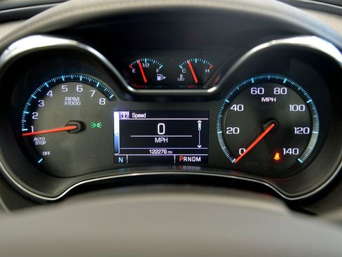 Used 2016 Chevrolet Impala LT w/ Convenience Package image 21