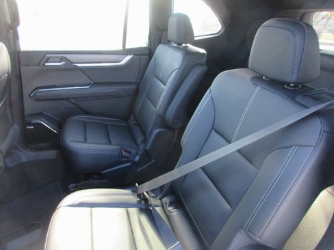 New 2026 GMC Acadia Elevation w/ Black Edition FWD image 14