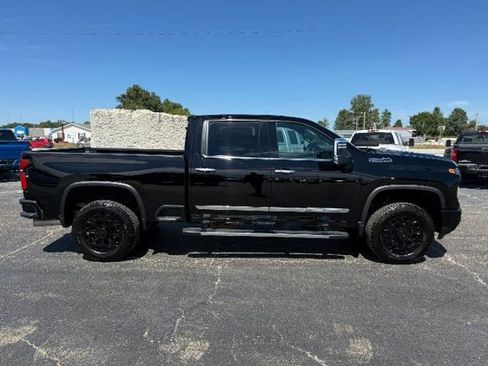 Used 2025 Chevrolet Silverado 2500 High Country w/ Z71 Off-Road Package image 50