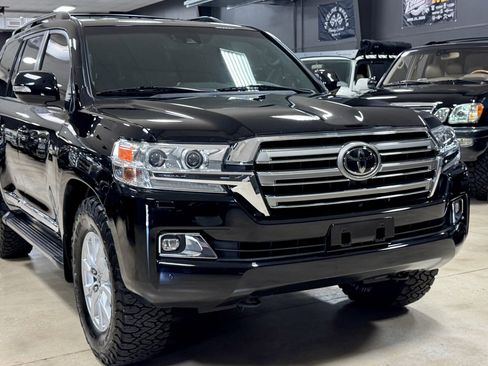 Used 2019 Toyota Land Cruiser AWD/4WD image 4