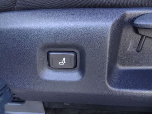 Used 2024 Toyota Tacoma TRD Off-Road AWD/4WD image 7