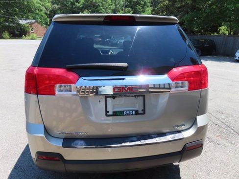Used 2014 GMC Terrain SLE AWD/4WD image 6