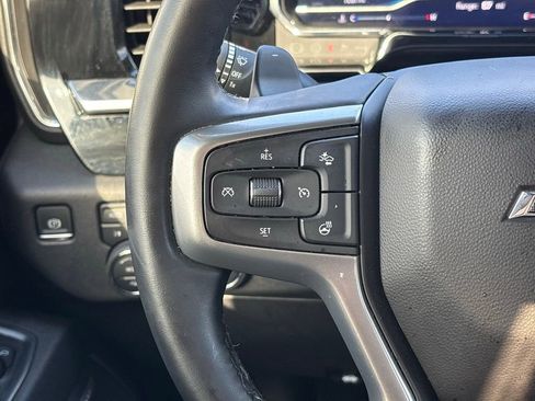 Used 2025 Chevrolet Silverado 1500 LT Trail Boss w/ Dark Appearance Package image 17