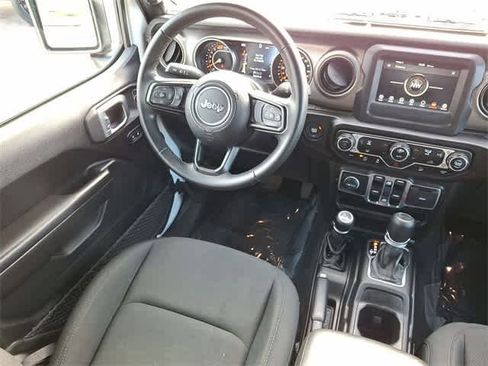 Used 2020 Jeep Wrangler Unlimited Sport image 10