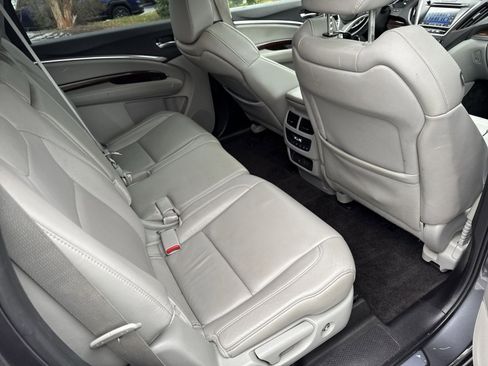 Used 2017 Acura MDX SH-AWD image 31