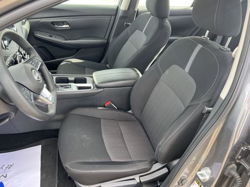 Used 2024 Nissan Sentra SV image 13