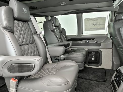 New 2025 GMC Savana 2500 w/ Driver Convenience Package image 7