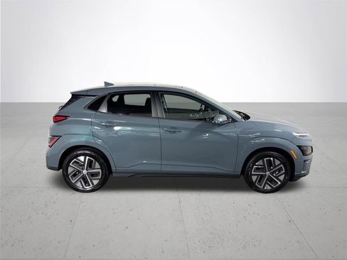 Used 2022 Hyundai Kona SEL w/ Convenience Package FWD image 5