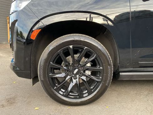 Certified 2024 Cadillac Escalade ESV Sport Platinum w/ LPO, ONYX Package AWD/4WD image 12