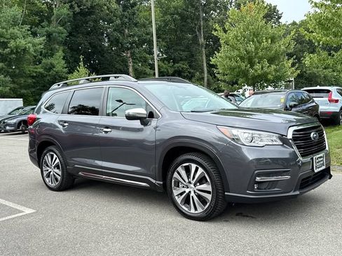 Used 2022 Subaru Ascent Touring AWD/4WD image 2