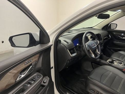 Used 2024 GMC Terrain Denali w/ Denali Premium Package image 17