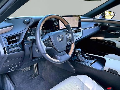 Used 2024 Lexus ES 300h Ultra Luxury w/ Accessory Package (Z2) FWD image 15