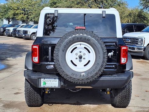 New 2025 Ford Bronco Heritage Edition image 5