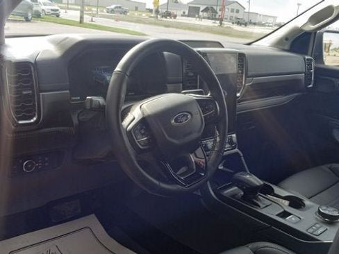 Used 2024 Ford Ranger Lariat w/ FX4 Off-Road Package AWD/4WD image 6