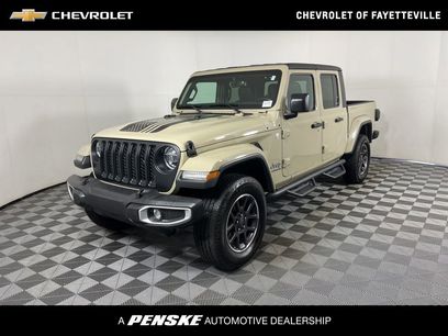 Used 2022 Jeep Gladiator Overland w/ Popular Equipment Package