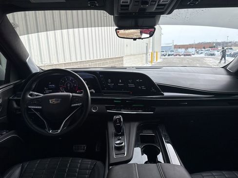 Used 2023 Cadillac Escalade V AWD/4WD image 33
