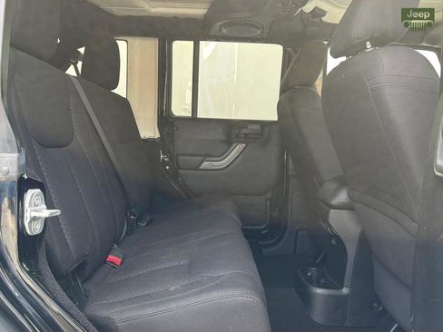 Used 2013 Jeep Wrangler Unlimited Sport image 12