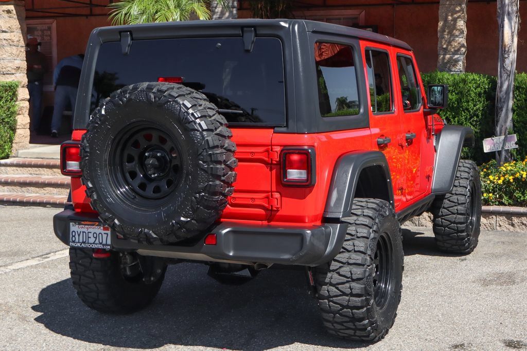 Used 2021 Jeep Wrangler Unlimited Rubicon AWD/4WD image 10