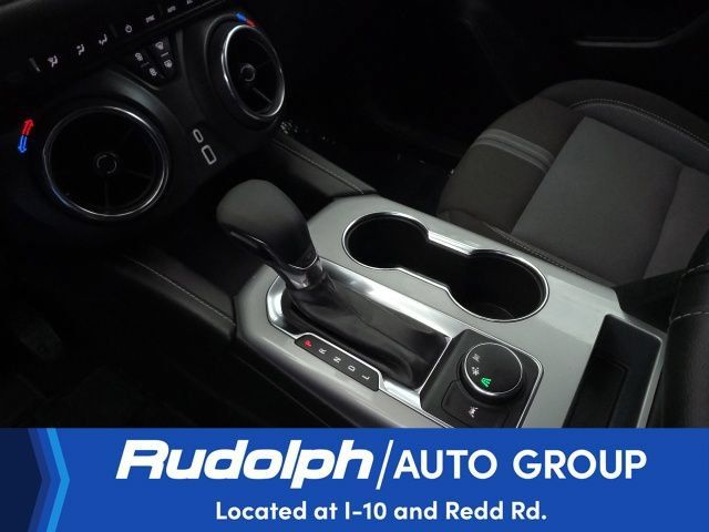 Used 2025 Chevrolet Blazer LT FWD image 25
