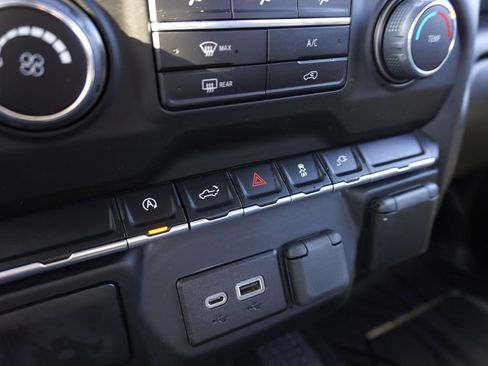 Used 2022 Chevrolet Silverado 1500 Custom w/ Rally Edition image 18