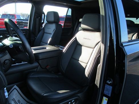 Certified 2024 GMC Yukon Denali w/ Max Trailering Package image 20