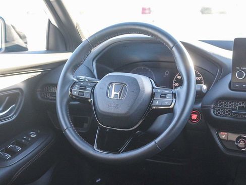 Used 2024 Honda HR-V Sport image 16