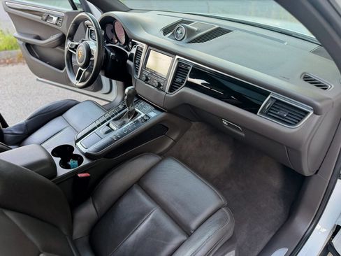 Used 2016 Porsche Macan S AWD/4WD image 28