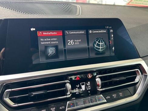 Used 2019 BMW 330i Sedan w/ Convenience Package image 9