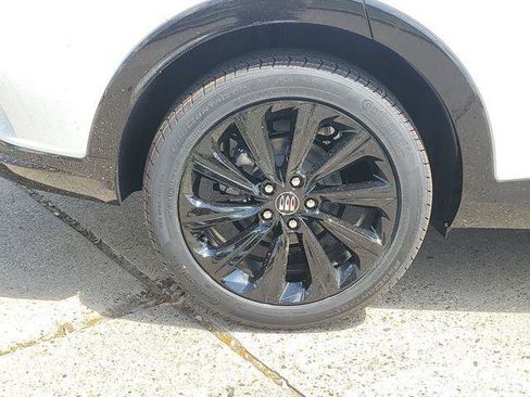 New 2026 Buick Envista Sport Touring w/ Convenience I Package image 7