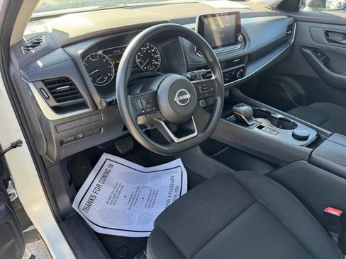 Used 2023 Nissan Rogue S image 14