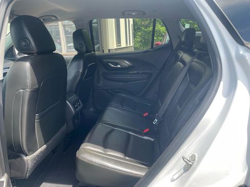 Used 2019 GMC Terrain SLT AWD/4WD image 9