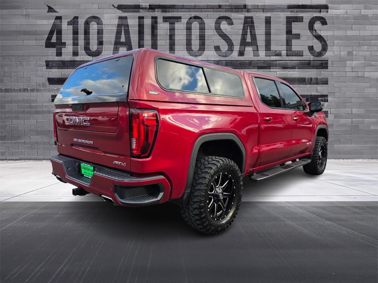 Used 2019 GMC Sierra 1500 AT4 w/ AT4 Premium Package AWD/4WD image 3