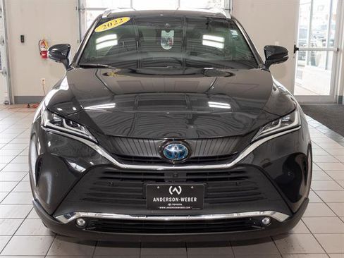 Used 2022 Toyota Venza Limited image 4