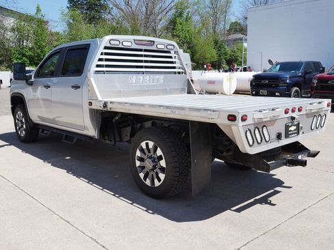 Used 2021 Chevrolet Silverado 2500 Custom w/ Custom Convenience Package AWD/4WD image 5
