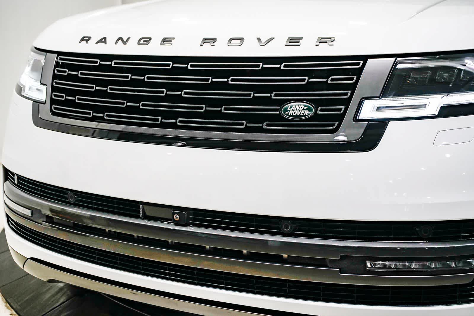 Used 2024 Land Rover Range Rover Long Wheelbase SE AWD/4WD image 8