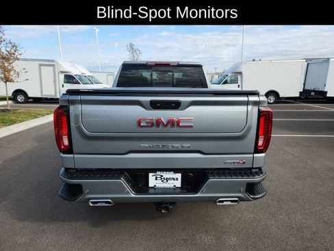 Used 2025 GMC Sierra 1500 AT4 w/ AT4 Premium Package image 8