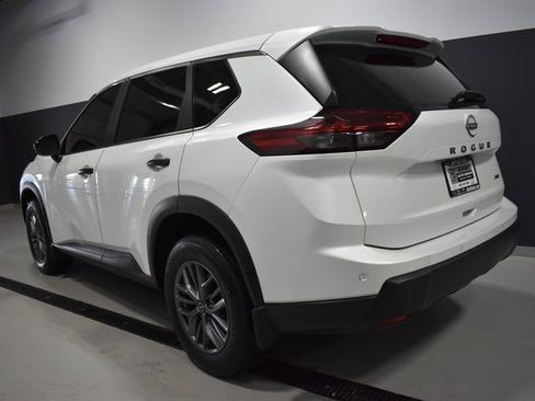 Certified 2025 Nissan Rogue S image 3