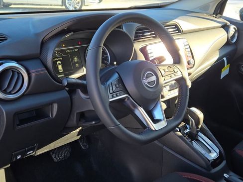 New 2025 Nissan Versa SR w/ Trunk Package image 21