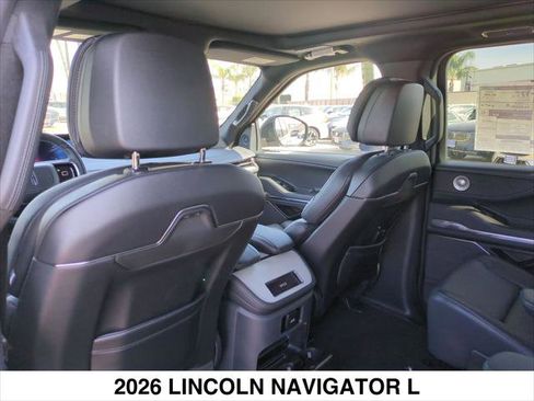 New 2026 Lincoln Navigator L Reserve w/ Jet Appearance Package AWD/4WD image 12