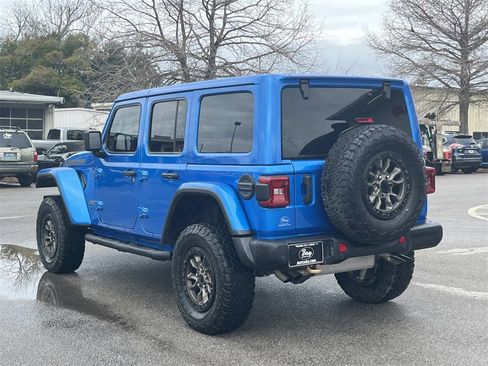 Used 2023 Jeep Wrangler Rubicon 392 image 3