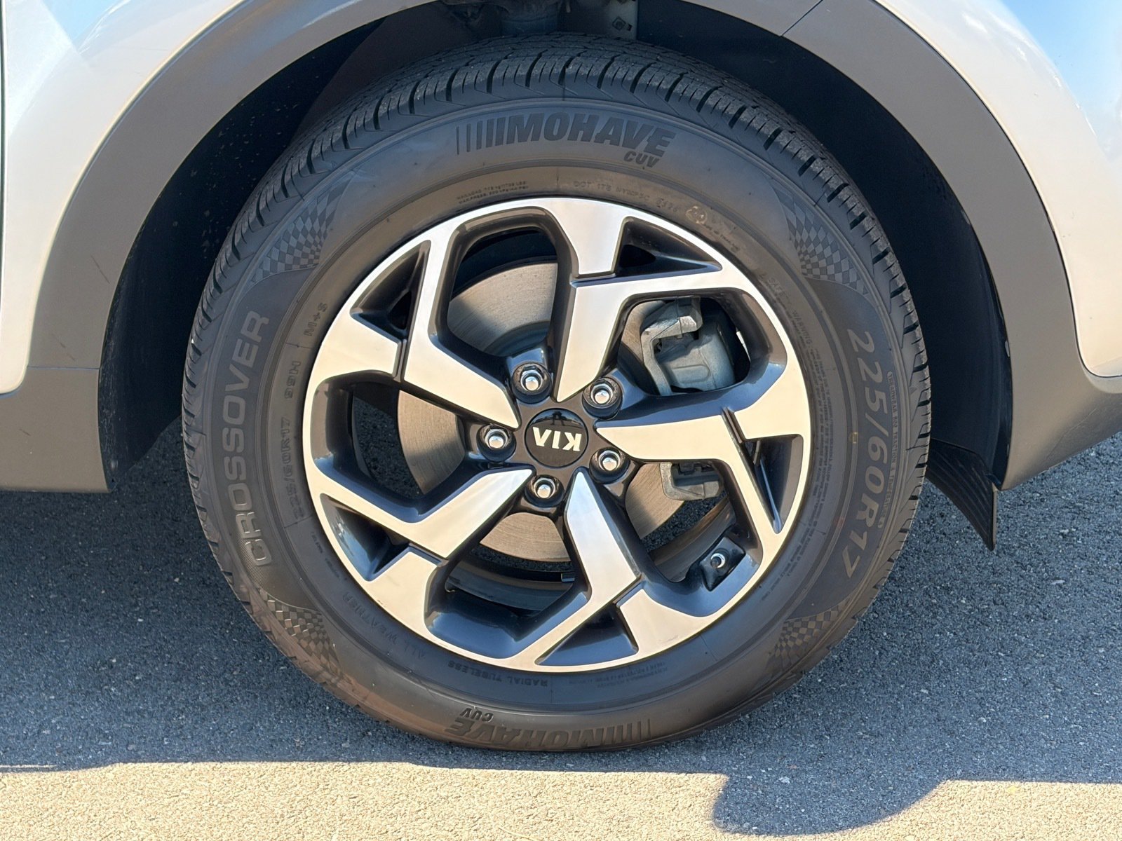 Used 2020 Kia Sportage LX AWD/4WD image 10
