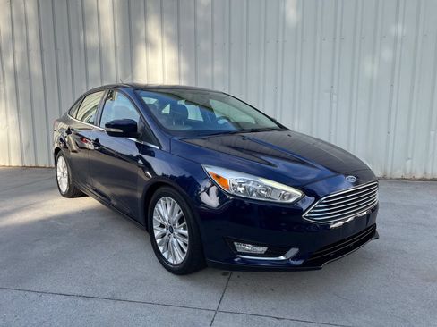 Used 2017 Ford Focus Titanium FWD image 1