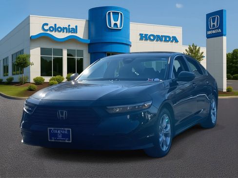 Used 2023 Honda Accord LX image 2