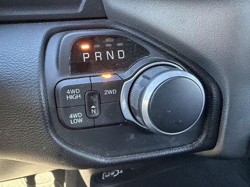 Used 2024 RAM 2500 Big Horn w/ Bed Utility Group image 15