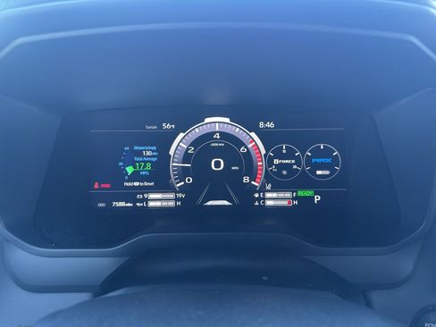 Used 2025 Toyota Sequoia Platinum AWD/4WD image 16