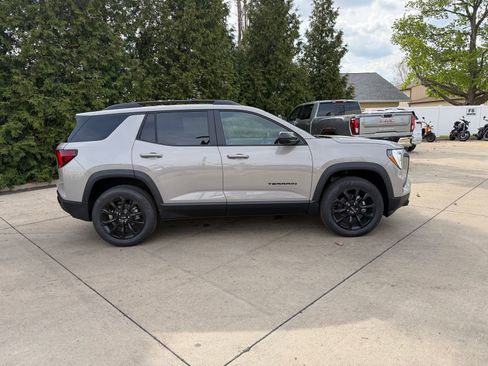 New 2026 GMC Terrain Elevation w/ Elevation Premium Package image 12