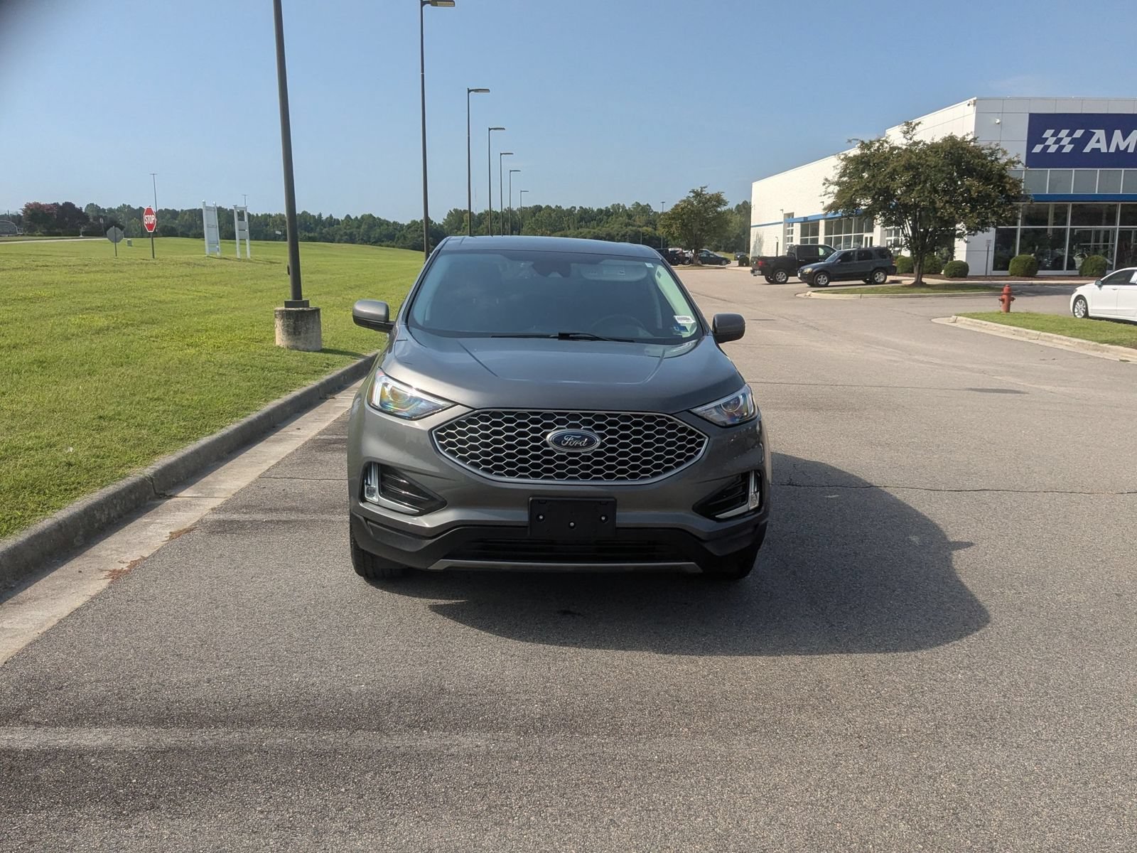 Used 2024 Ford Edge SEL w/ Convenience Package AWD/4WD image 8