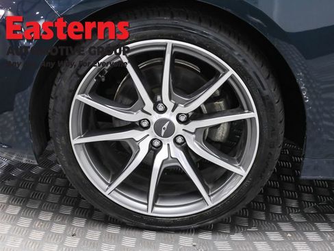 Used 2023 Genesis G70 2.0T image 33