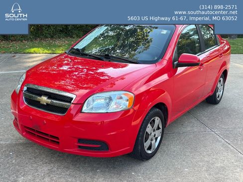 Used 2010 Chevrolet Aveo LT image 1