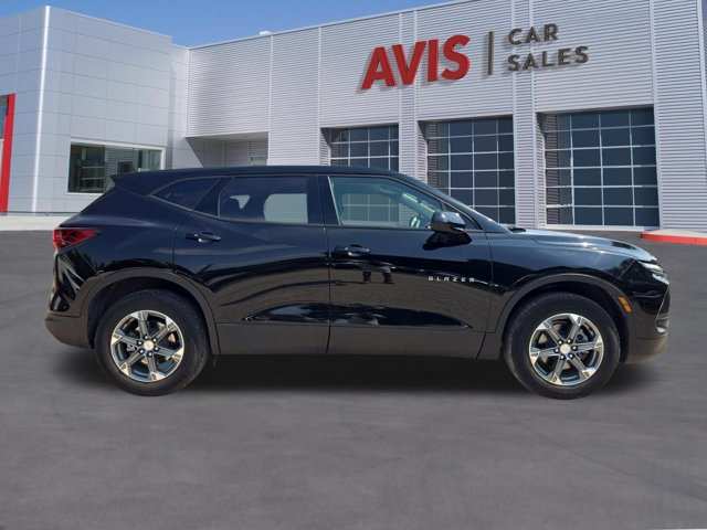 Used 2025 Chevrolet Blazer LT FWD image 5